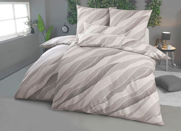 S&auml;ngkl&auml;der i flanellkvalitet 