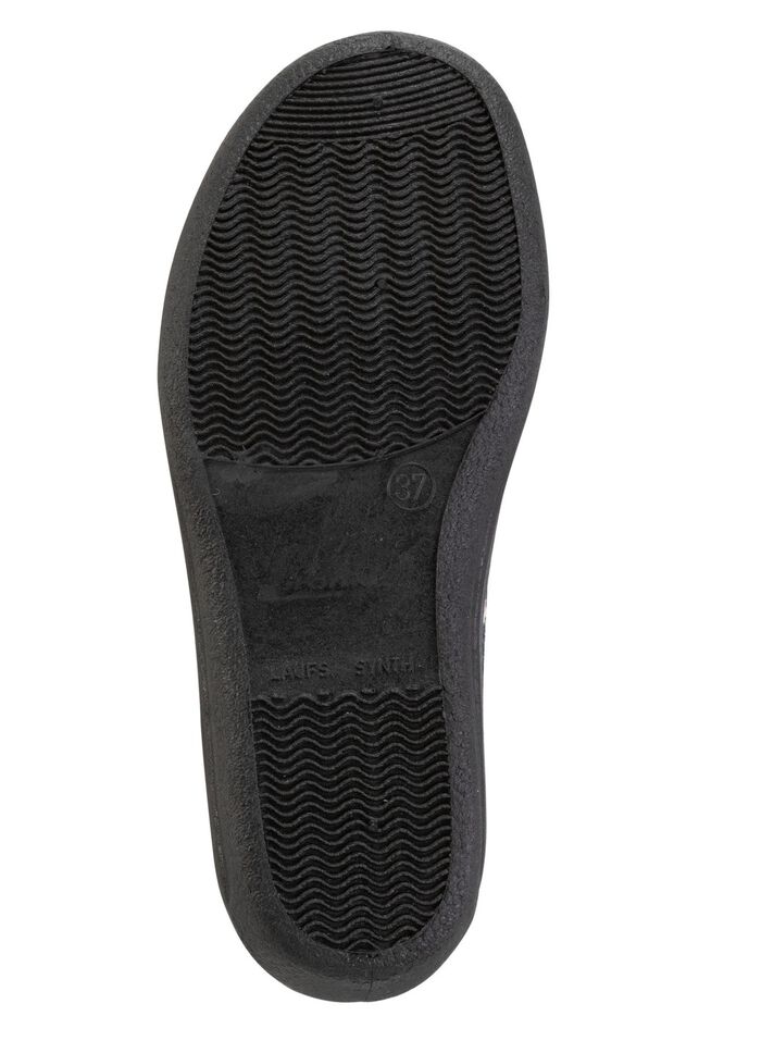 Tofflor tillverkade av mjukt, blommigt meshmaterial 