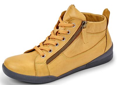 Andrea Conti, sportiga damst&ouml;vlar, med avtagbar fotb&auml;dd 