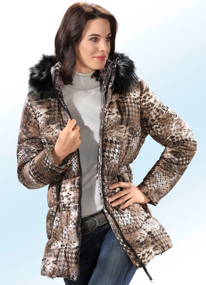 Jacka med en ovanlig design 