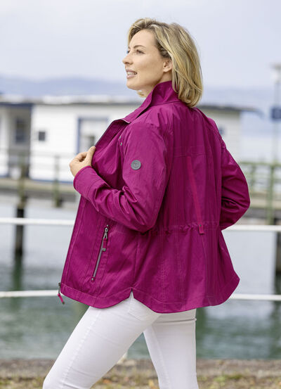 Jacka med fickor med dragkedja 