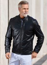 Kort skinnjacka med dekorativ quiltning 