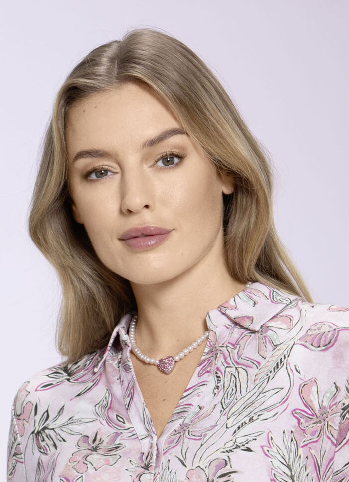 Halsband med dekorativa pärlor och strass hjärta 