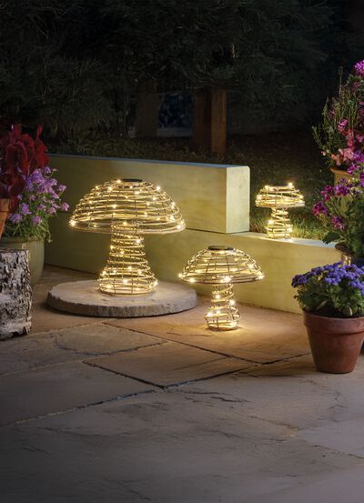 LED-Pilz aus Kunstrattan 