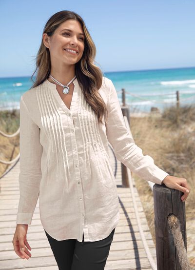 Tunika med upprullade &auml;rmar 