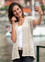 Stickad v&auml;st med ajourm&ouml;nster 