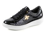 ELENA EDEN sneakers av lackl&auml;der med eleganta metallsmycken SVART