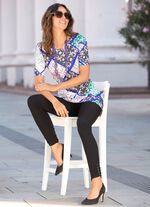 L&aring;ng skjorta med rund hals 