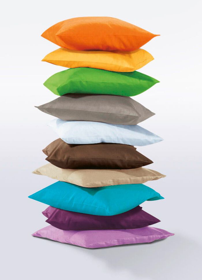 Satin-s&auml;ngkl&auml;der fr&aring;n Mesana 