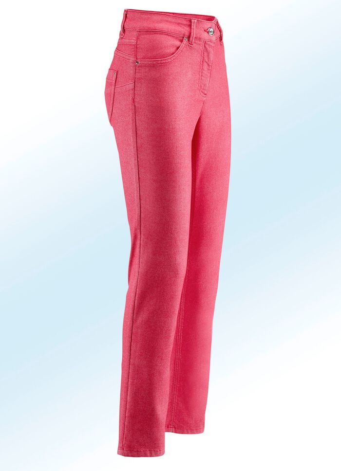 Jeans som h&aring;ller in magen R&Ouml;D