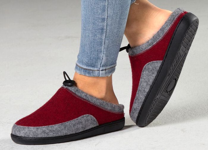 Laurina, klassiska damtofflor, bredd H, med uttagbar fotb&auml;dd 