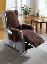 Naturlig heminredning tillverkad av obearbetad ull fr&aring;n f&aring;r 