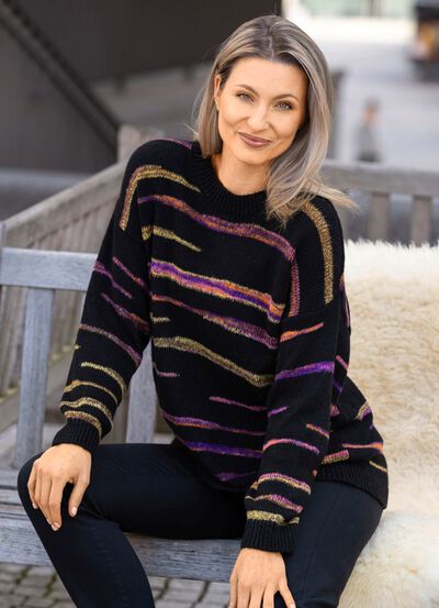 Tr&ouml;ja med intarsia-r&auml;nder 