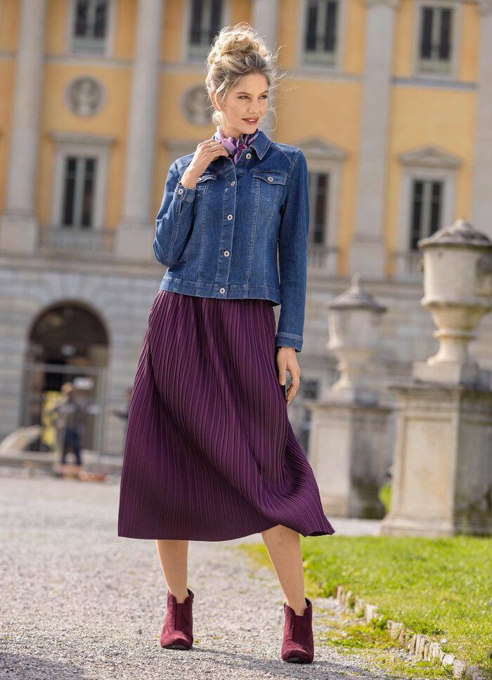 Jacka med knappsl&aring; 