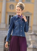 Jacka med knappsl&aring; 