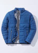 Quiltad blus fr&aring;n "Gate One" i 3 f&auml;rger BL&Aring;