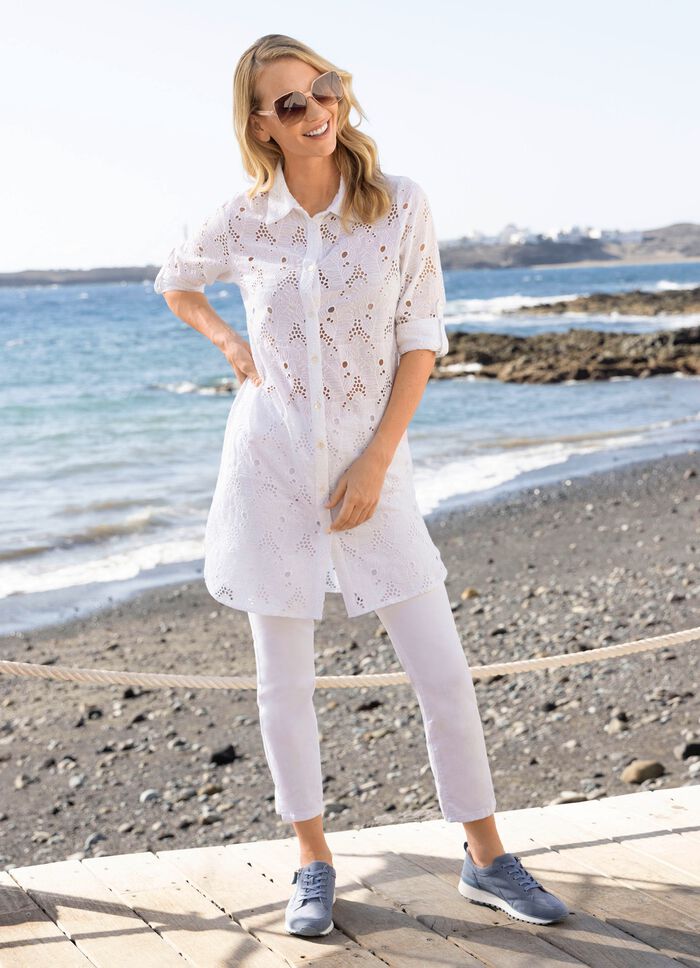Tunika med broderie anglaise 