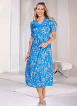 Nattlinne, ankell&aring;ngt med gener&ouml;st spetsmotiv 