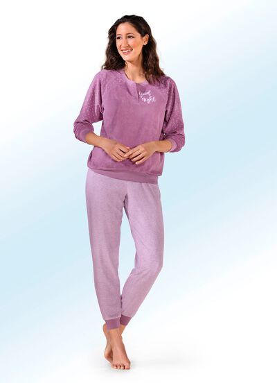 Pyjamas i stretchfrott&eacute; med knappsl&aring; 