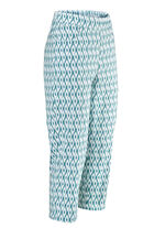 Capri byxor i en bekväm pull-on stil 