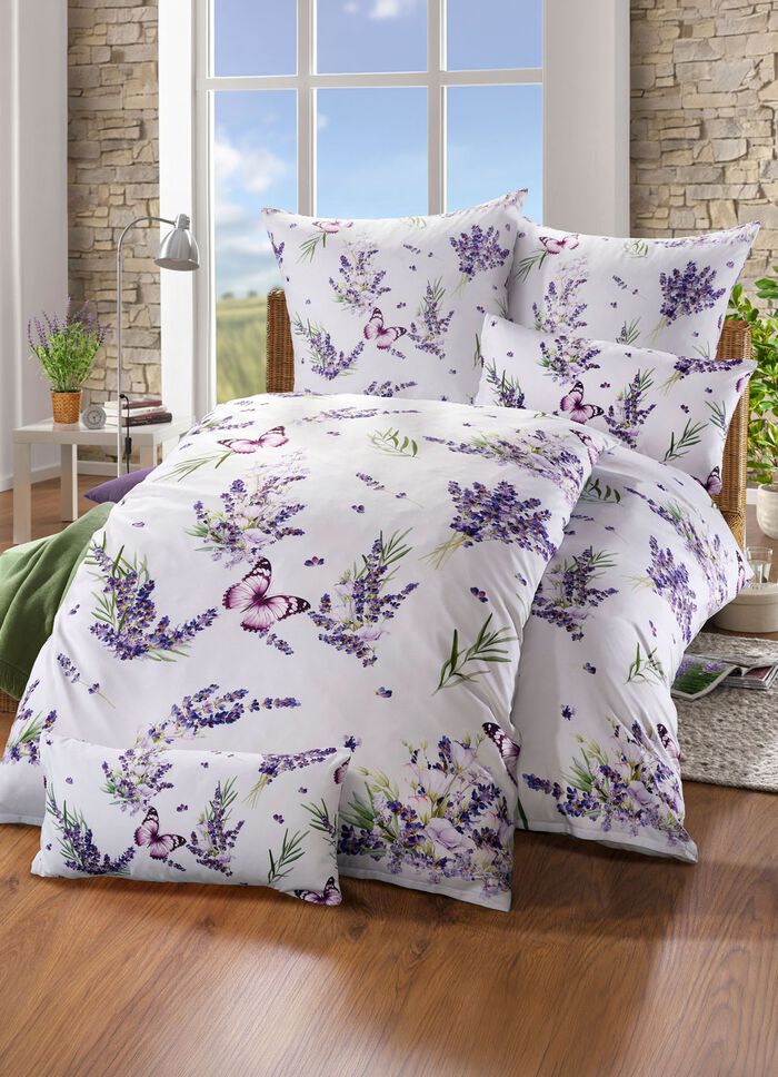 Mikrofiber-s&auml;ngkl&auml;desset fr&aring;n &bdquo;Sch&auml;fer&ldquo; 