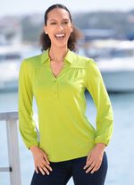 Polotr&ouml;ja med kort knappsl&aring; i 2 f&auml;rger 