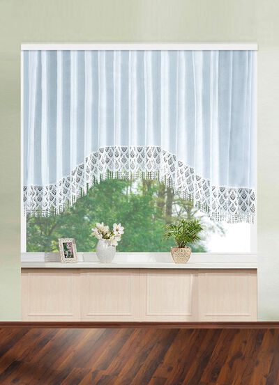 C-formad spetsgardin med Plauener-spets 