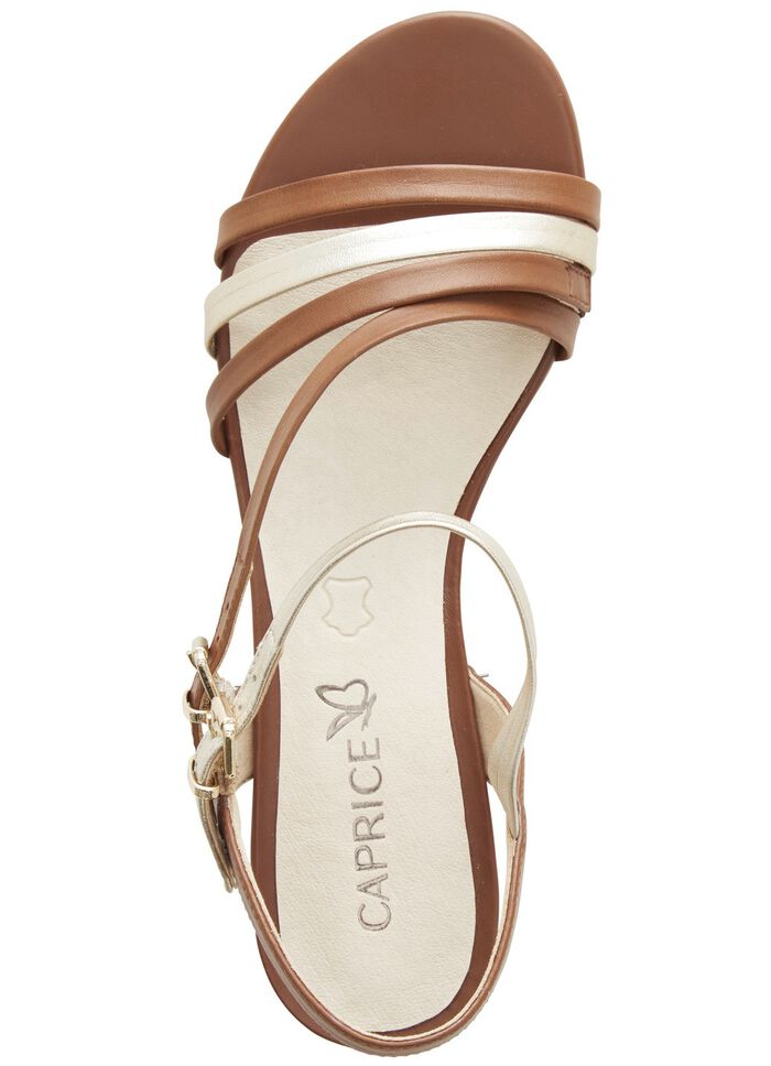 Caprice-sandal av delvis metalliserat nappal&auml;der COGNAC GULD