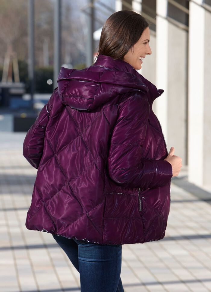 Funktionell jacka med avtagbar huva 