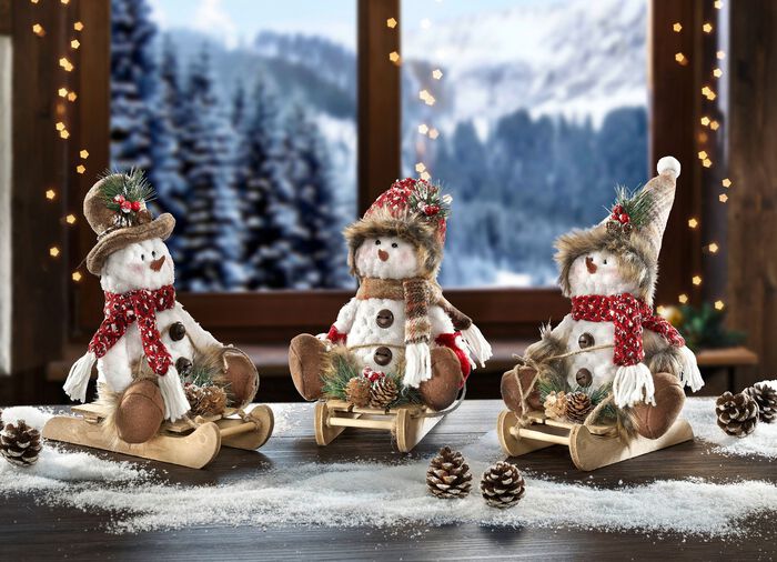 Sn&ouml;gubbar, set om 3, p&aring; tr&auml;sl&auml;dar 