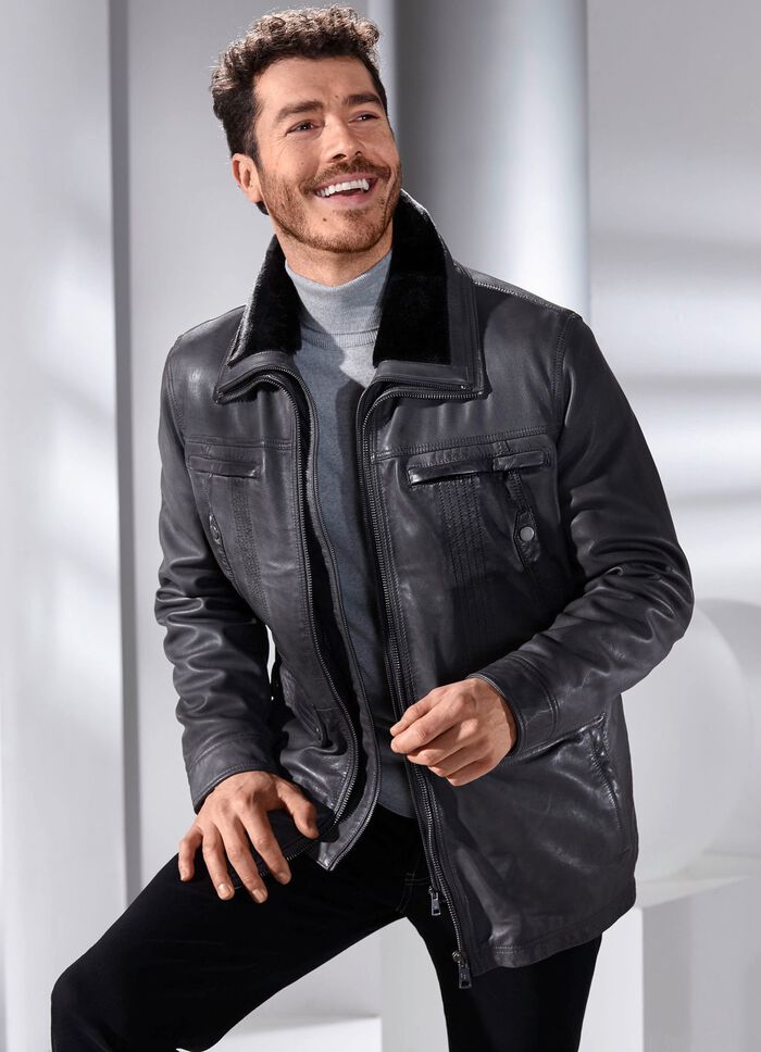 L&auml;derjacka med avtagbar krage i fuskp&auml;ls 