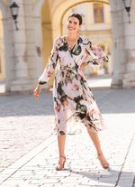 Kl&auml;nning med knytsk&auml;rp 