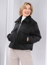 Kort jacka av fin boucl&eacute; 