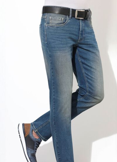 Jeans i 3 f&auml;rger 