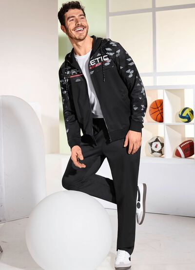 fritidsdr&auml;kt med huva 