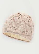 Varm damm&ouml;ssa med trendigt kabelm&ouml;nster 