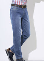 Jeans i 5-ficksform i 3 färger LJUS JEANS