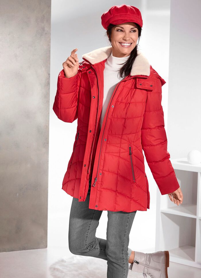 Funktionell jacka med avtagbar fuskp&auml;lskant p&aring; kragen ELDR&Ouml;TT