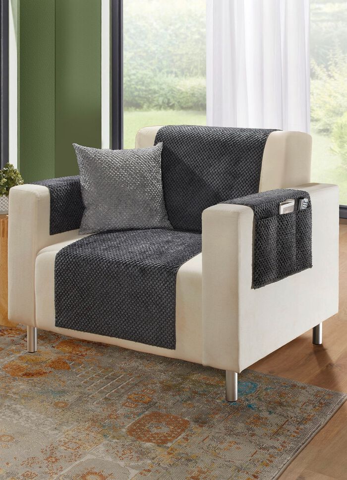 Inredningsdetaljer med halkskyddsbel&auml;ggning 