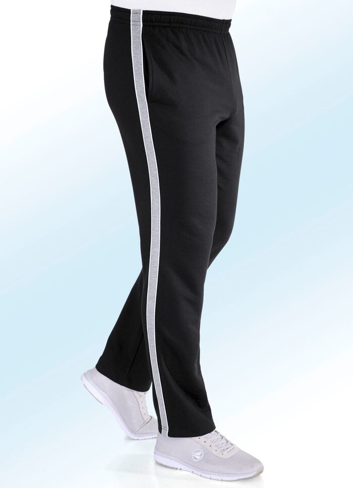 Fritidsbyxor i 3 f&auml;rger 