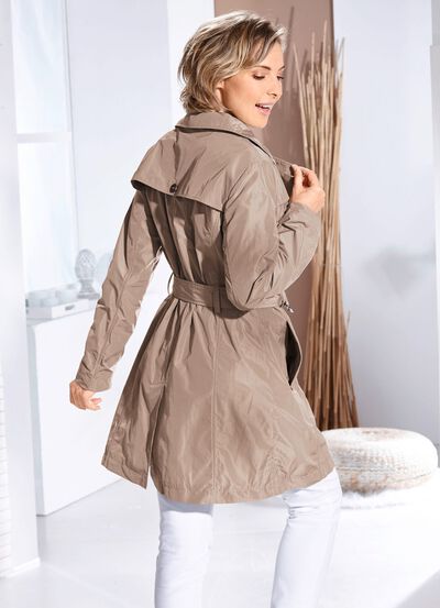 Funktionell trenchcoat med b&auml;lte 
