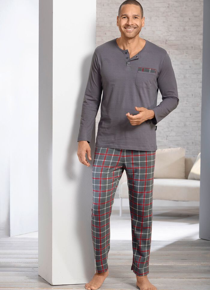 Tv&aring;pack pyjamas med knappar framtill 