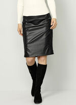 Kjol med vacker dekorativ quiltning 