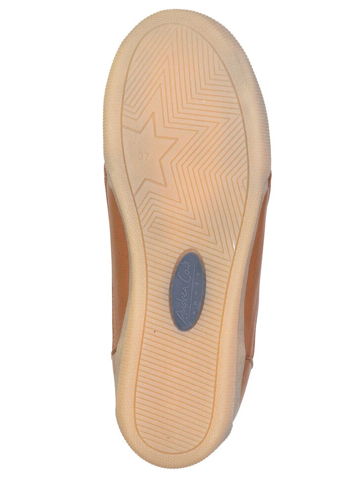 Andrea Conti, bekv&auml;ma damsneakers, vidd G, med uttagbar fotb&auml;dd COGNAC