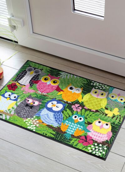 d&ouml;rrmatta med ugglemotiv 