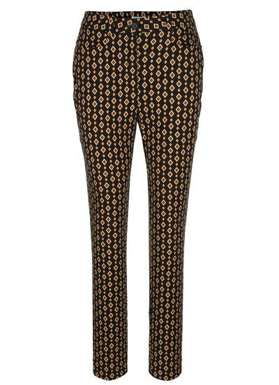 Byxor i minimalistisk design 