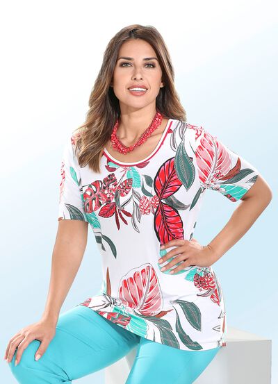 Charmig l&aring;ng skjorta med pipad halsringning 