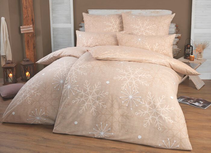 Florella b&auml;ddset med sn&ouml;flingor och iskristaller 