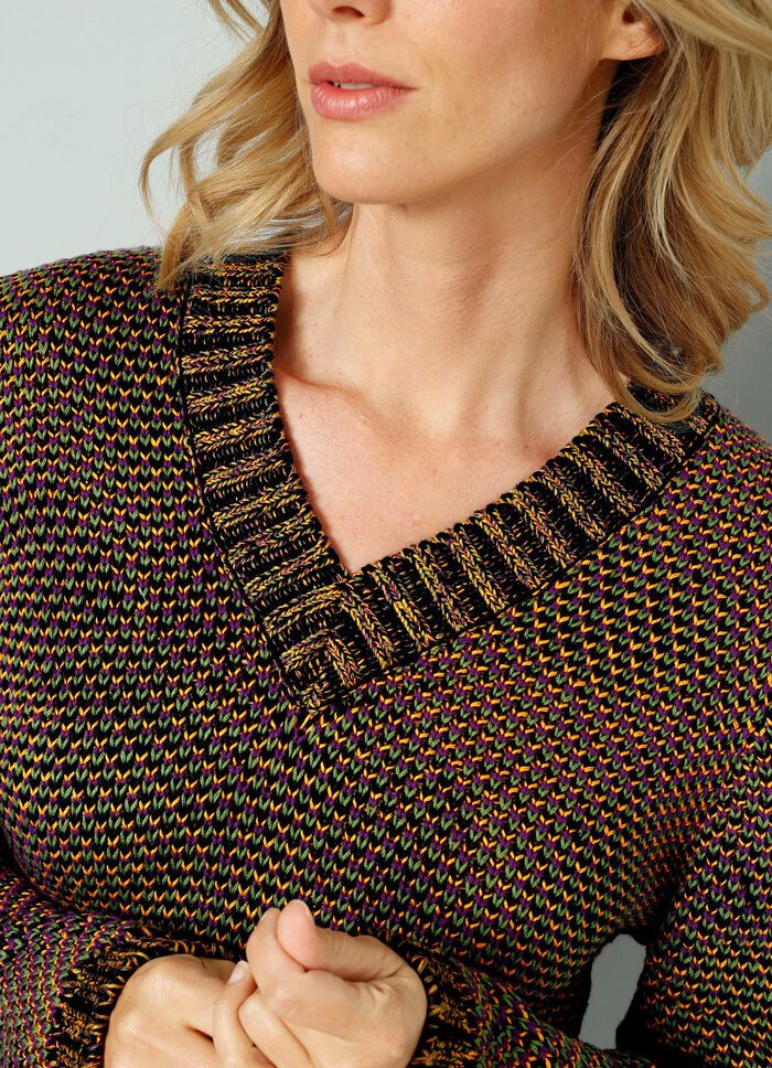 Tr&ouml;ja i grovstickad kvalitet 