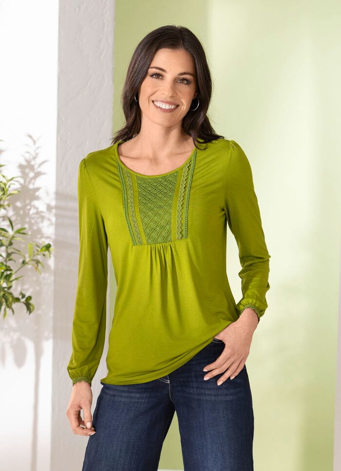 skjorta med &ouml;gleknappst&auml;ngning 